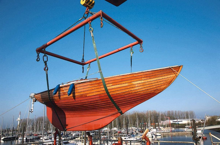 Klassisches Boot, ein Langkieler.