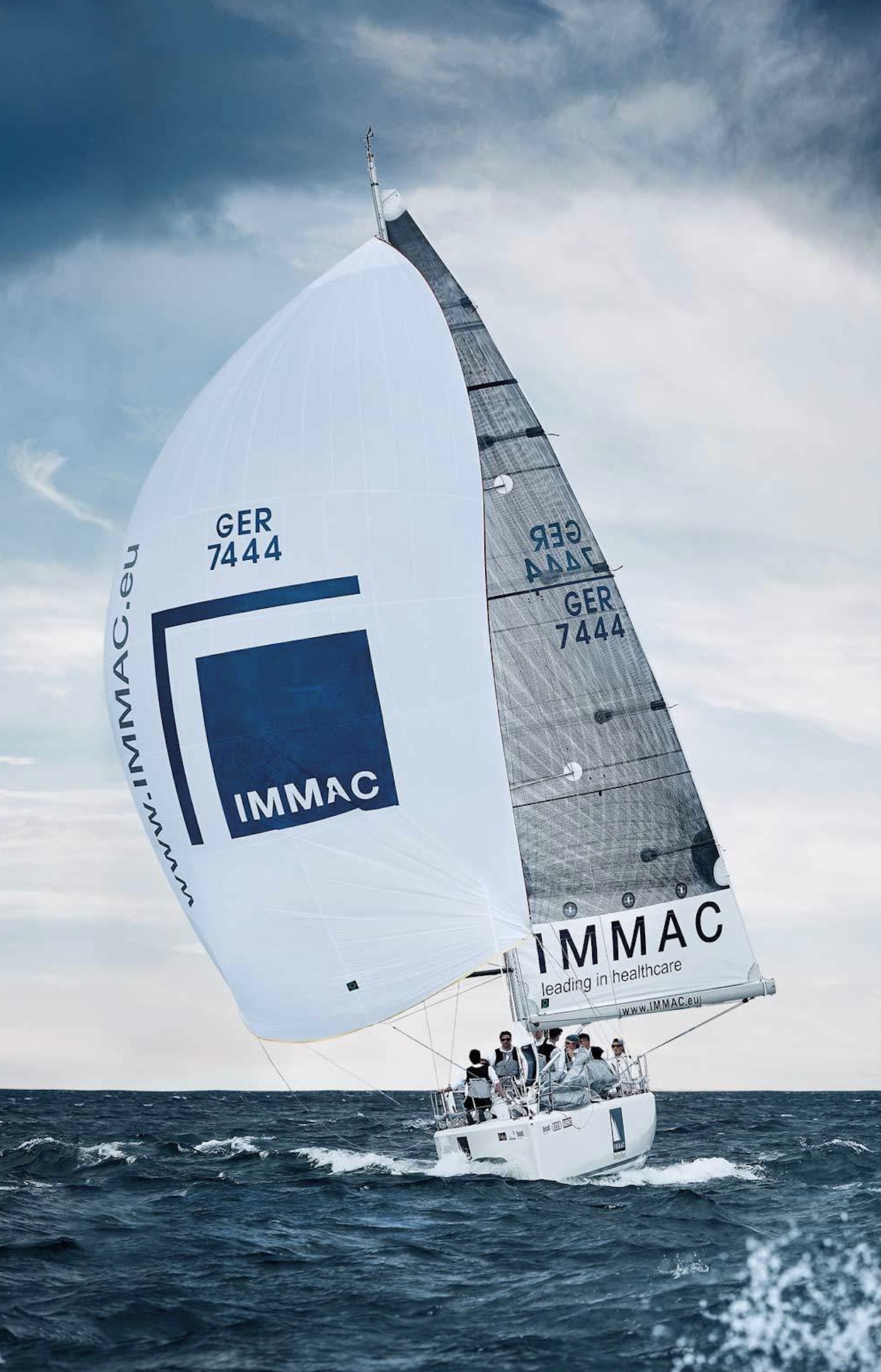 Das bauchigste Segel ist ein Spinnaker.