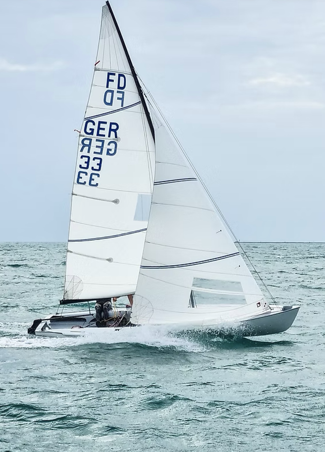 Ein FD kommt selbst auf Am-Wind-Kurs ins Gleiten.